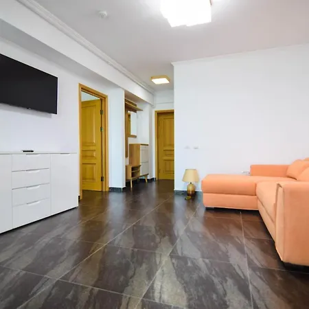 아파트 Victor 303 *